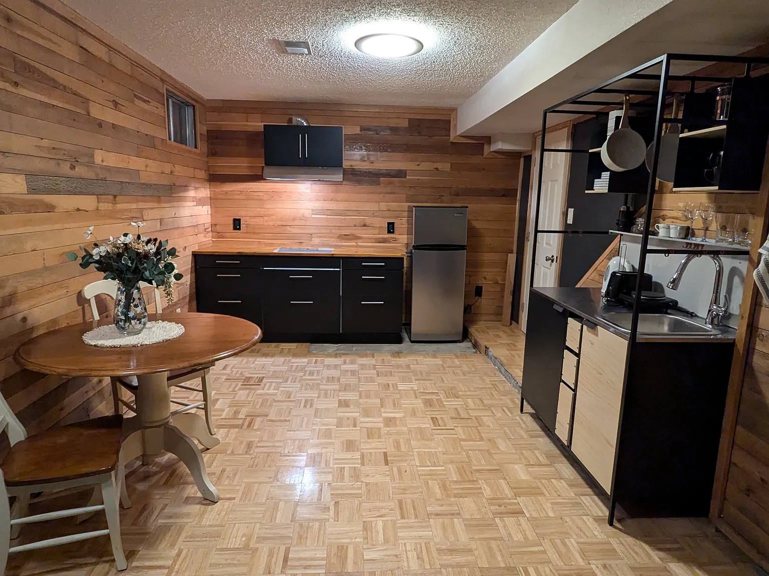 1 bed, 750 sqft, $1,800 — Photo 3