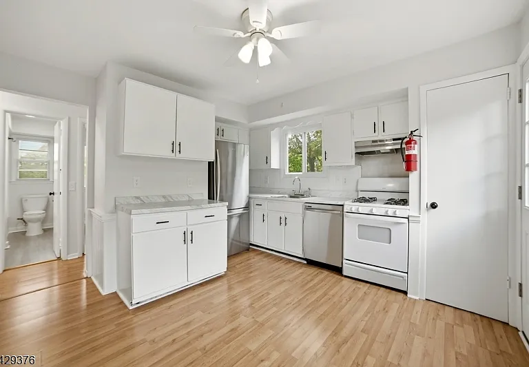 59 Bernards Ave #A — Photo 9