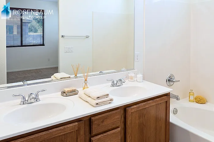 5290 N Willoughby Dr — Photo 11