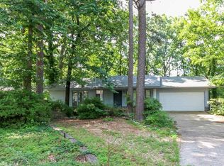 68 Sierra Dr, Hot Springs Village, AR 71909