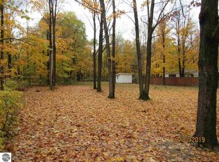 5403 Mobile Trl W, Traverse City, MI 49685