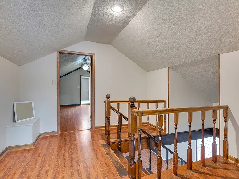 113 Aberdeen Dr — Photo 17