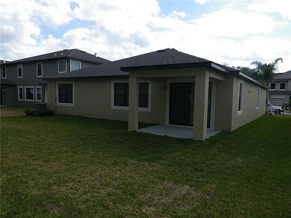 5th image of 209 Dakota Hill Dr