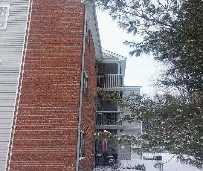 2nd image of 7382 Ridgepoint Dr Unit 7382-9