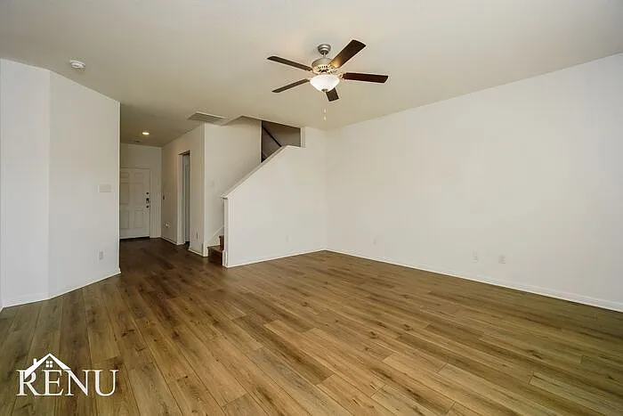 101 Scarborough Bnd — Photo 9