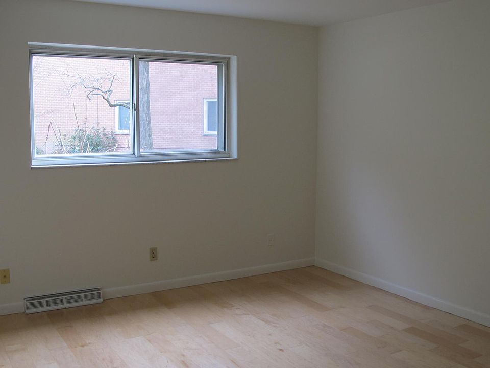 1st image of 1-3401 Southdale Dr #1