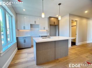 421-425 Market St #25, Brighton, MA 02135