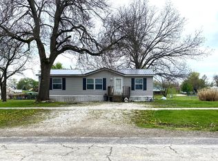215 Mansur St, Chula, MO 64635
