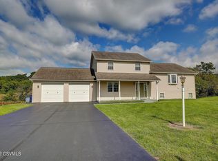 11 Penn Brook Dr, Bloomsburg, PA 17815