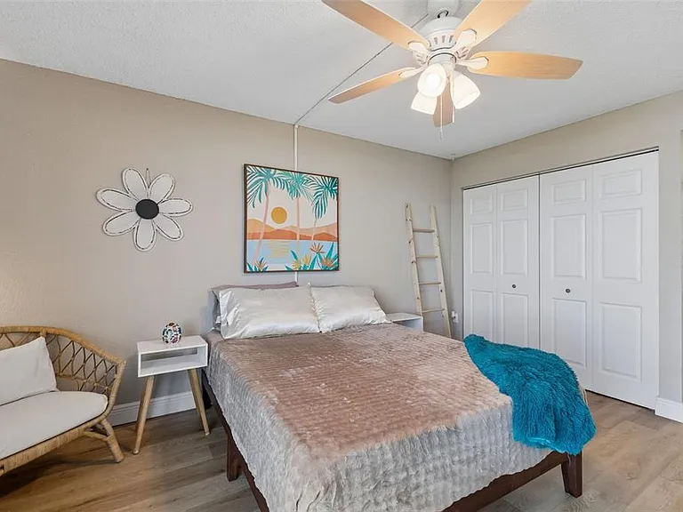 900 Cove Cay Dr #5F — Photo 30