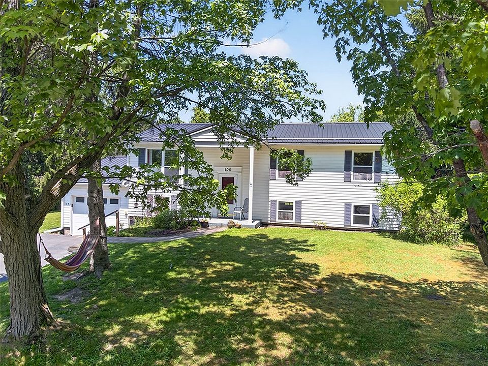 1st image of 108 Birchwood Dr