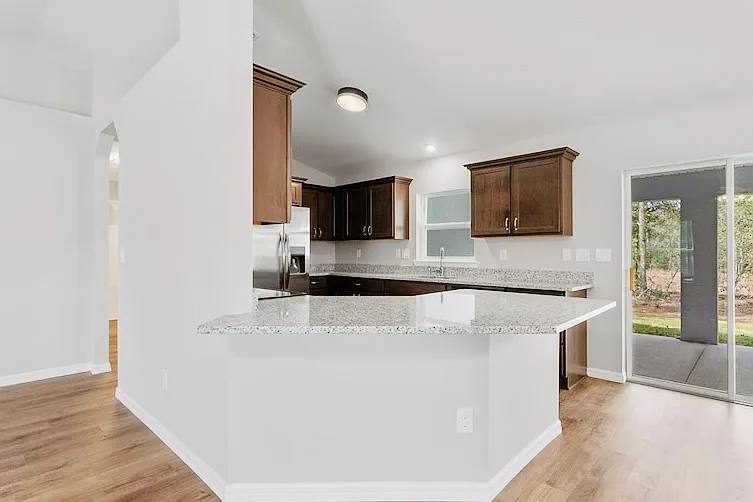 9416 N Sandree Dr — Photo 8