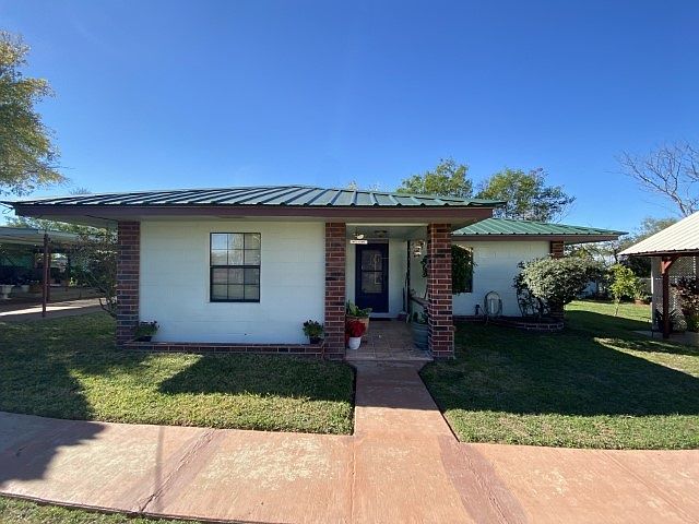 1st image of 5219 Salvador Ln