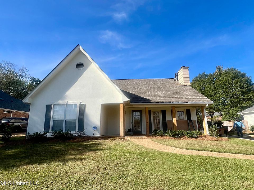 1st image of 1021 Cumberland Dr