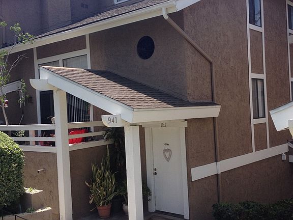 2nd image of 941 W. Imperial Hwy #F