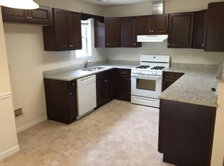 517 Sarahs Ln, Locust Grove, GA 30248