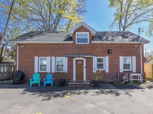 27 Wilson Street, East Rockaway, NY 11518