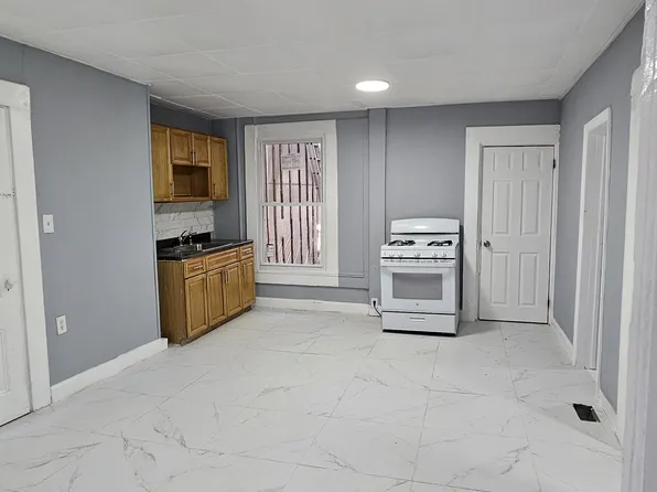 169 Pearl St Floor 1, Paterson, NJ 07501