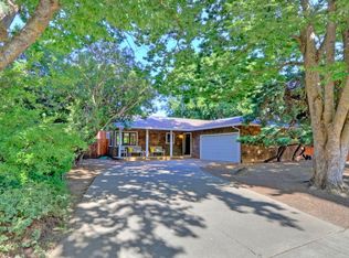 787 Mulberry Ln, Davis, CA 95616