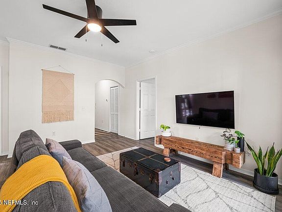 4th image of 7800 POINT MEADOWS Drive #728