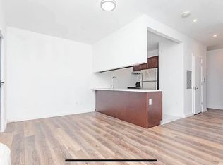 16 Lawton St #2R, Brooklyn, NY 11221