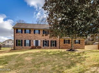 107 Carson Ln, Oak Ridge, TN 37830
