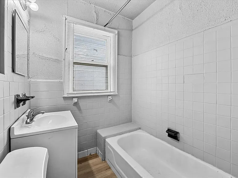 13302 La Salle Blvd #2 — Photo 18