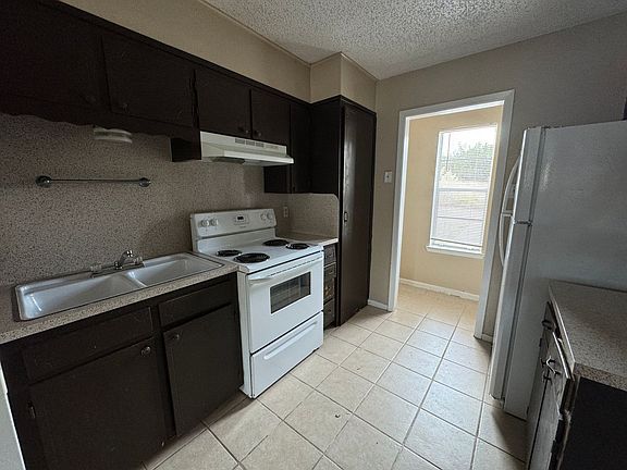 5th image of 917 N 7th St APT A