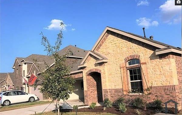 1st image of 2520 Eppright Dr #1