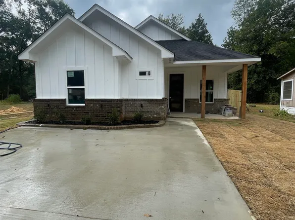 1300 W 33rd St, Tyler, TX 75702