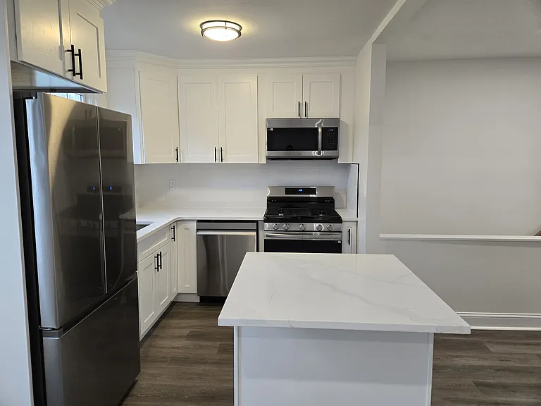 1311 Park Ave #2 — Photo 1