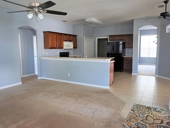 4th image of 10438 Pleasant View Dr