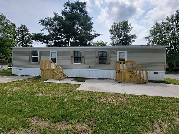 3rd image of 7316 Lilac Ct