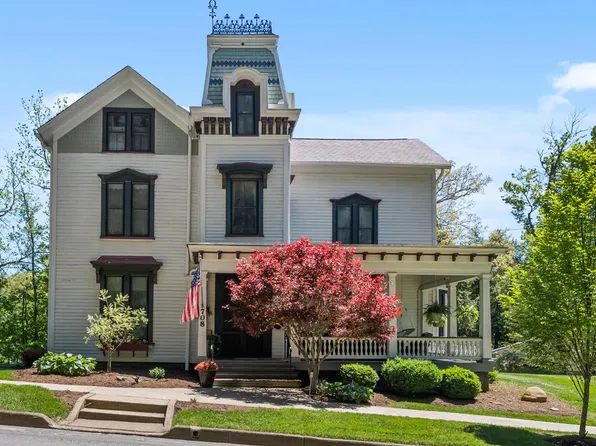 708 N Perry St, Titusville, PA 16354