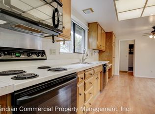 300 Mockingbird Cir, Santa Rosa, CA 95409