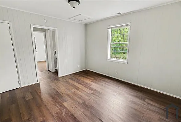 4 bed, 1232 sqft, $1,300 — Photo 4