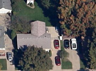 2071 Los Angeles Ave, Warren, MI 48091