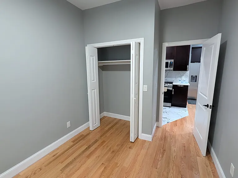 120 W 23rd St #1B — Photo 9