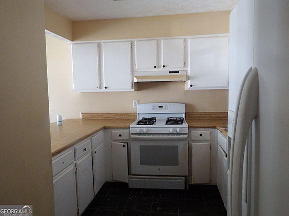 2nd image of 791 Heritage Oaks Dr