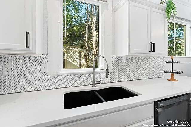 112 Harding Pl — Photo 10