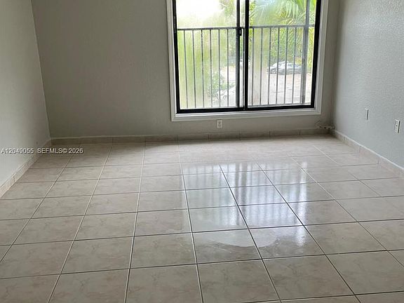 3rd image of 666 W 81st St #318