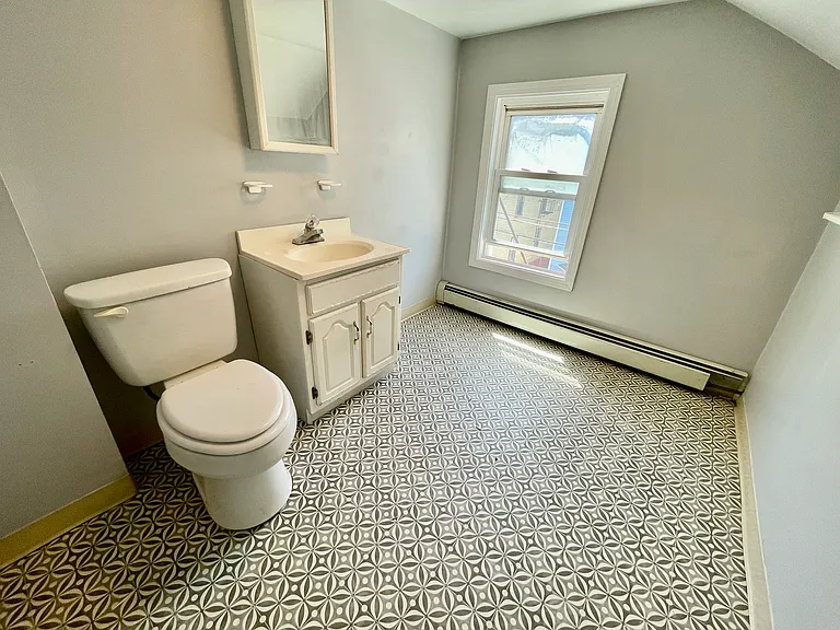 32 Gilmore St #201 — Photo 25