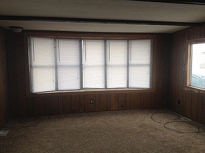 2nd image of 114 Foxglove Ln