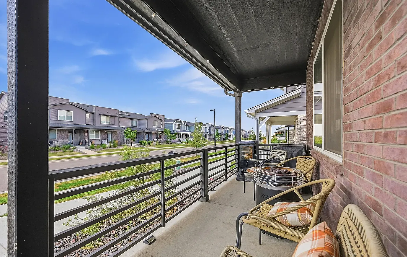 3 bed, 1874 sqft, $2,850 — Photo 4