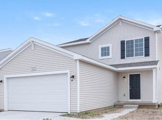 1006 Pinewood Dr, Greenville, MI 48838