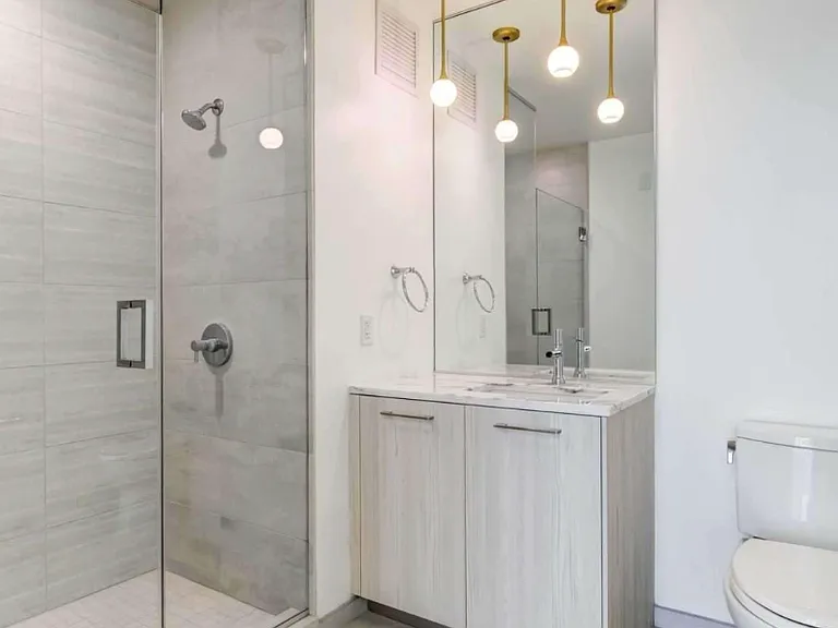 167 N Desplaines St #815 — Photo 4