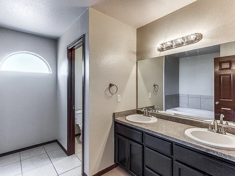 5337 Manuel Puentes Ct — Photo 26