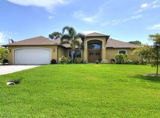 1722 SW 38th Lane Cpe, Coral, FL 33914