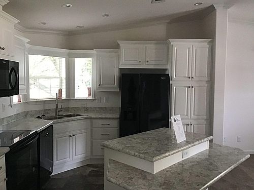 2nd image of 2834 Ontario Pl