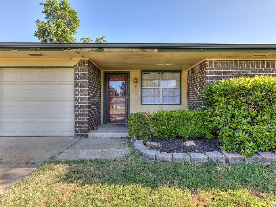 1st image of 4003 Lawn Dr